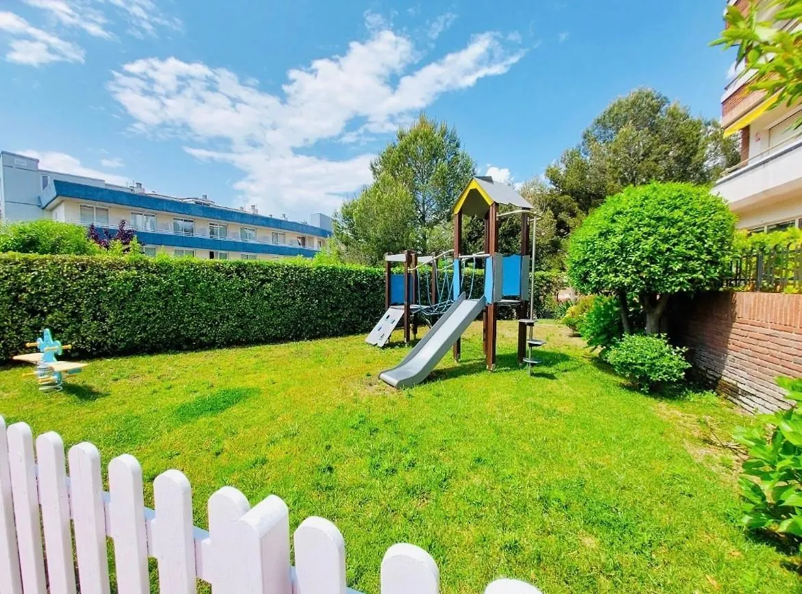 Apartament Simpatico Piso Con 2 Piscinas Y Vistas Al Mar Lloret de Mar 0*,  Hiszpania